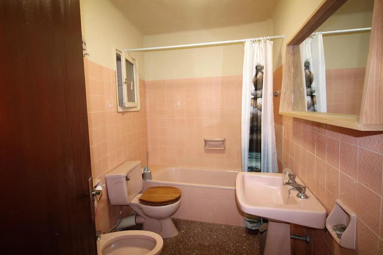 Appartement Global Immo 3310 California à Roses